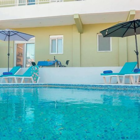 Greek Style Ground Floor Apartment & Pool 伊利索斯 外观 照片